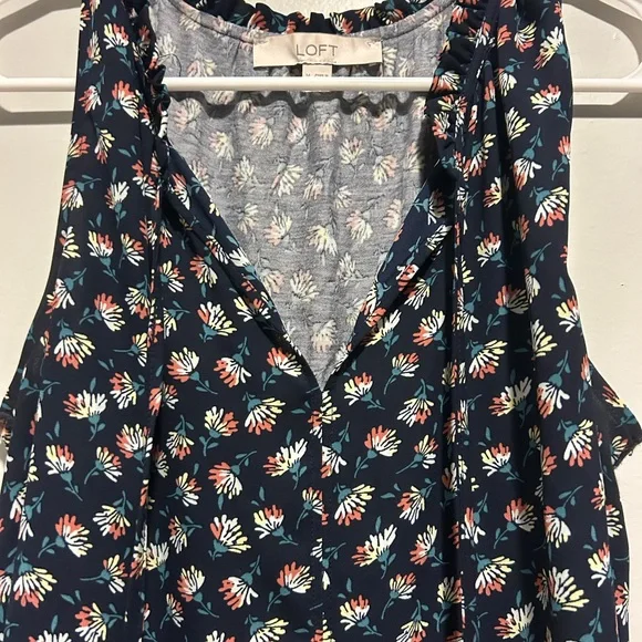 LOFT Navy and White Sleeveless Tank Top - Picture 2 of 3